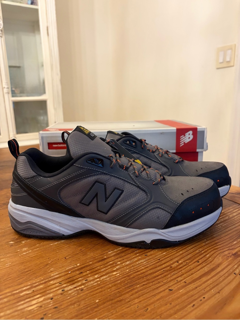 New Balance Men’s Gray and Black Athletic Walking Shoes